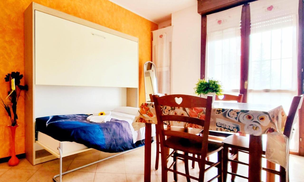 Guest Holiday Filangieri 1 Реджо-нель-Емілія Екстер'єр фото